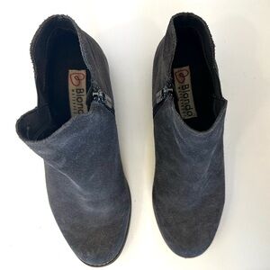 Blondo Women’s Gray Waterproof Suede Shoes Booties US 8M